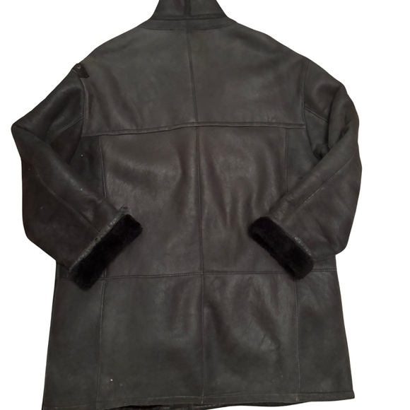 Christ Forest Green and Black Shearling Coat - Picture 2 of 4